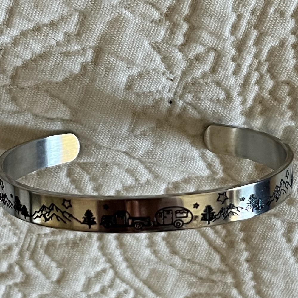 Happy Camper Wilderness Edition Cuff Bracelet - Aluminum - Brand New - Picture 9 of 15